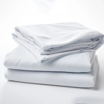 Sábanas de lencería hotelera para uso profesional alta durabilidad y lavado industrial fabricadas por Industrias Genio SAS para hoteles y proyectos de dotación